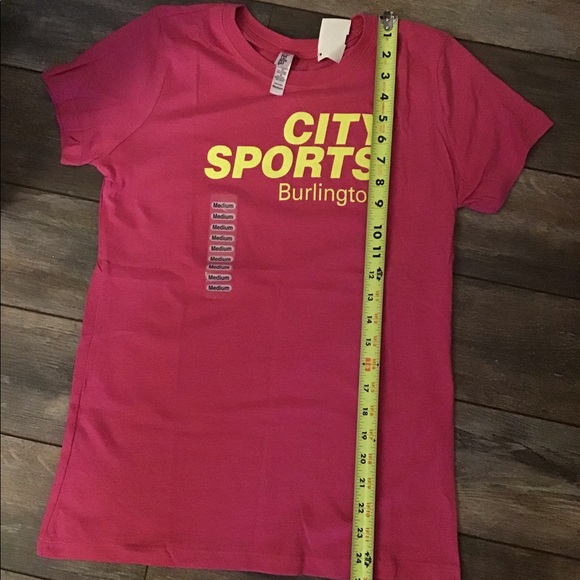 Fabulous brand new w/tags BURLINGTON CITY SPORTS - Picture 6 of 6